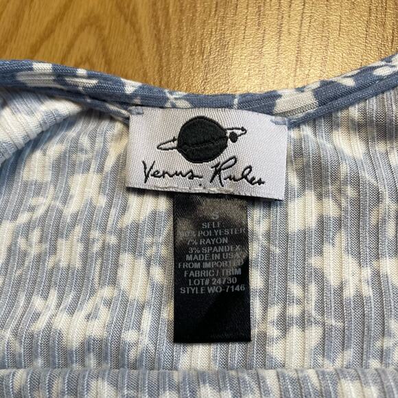 Floral Nightgown - Picture 4 of 6